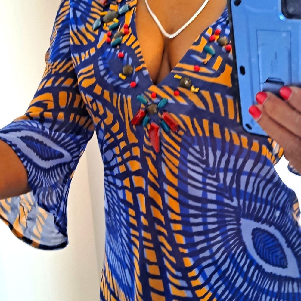 Tunic - Picture 2 of 3